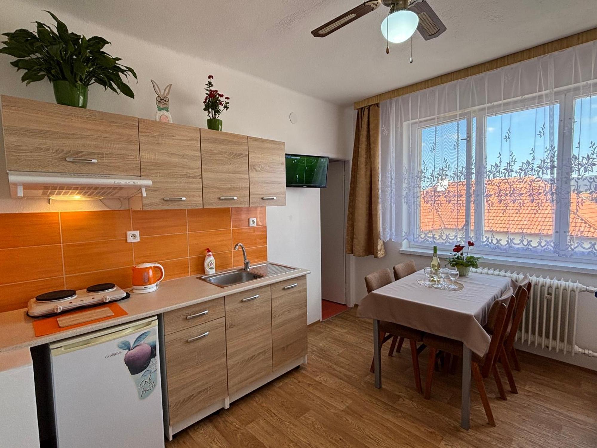 Apartmanovy Dom Grand Штурово Экстерьер фото