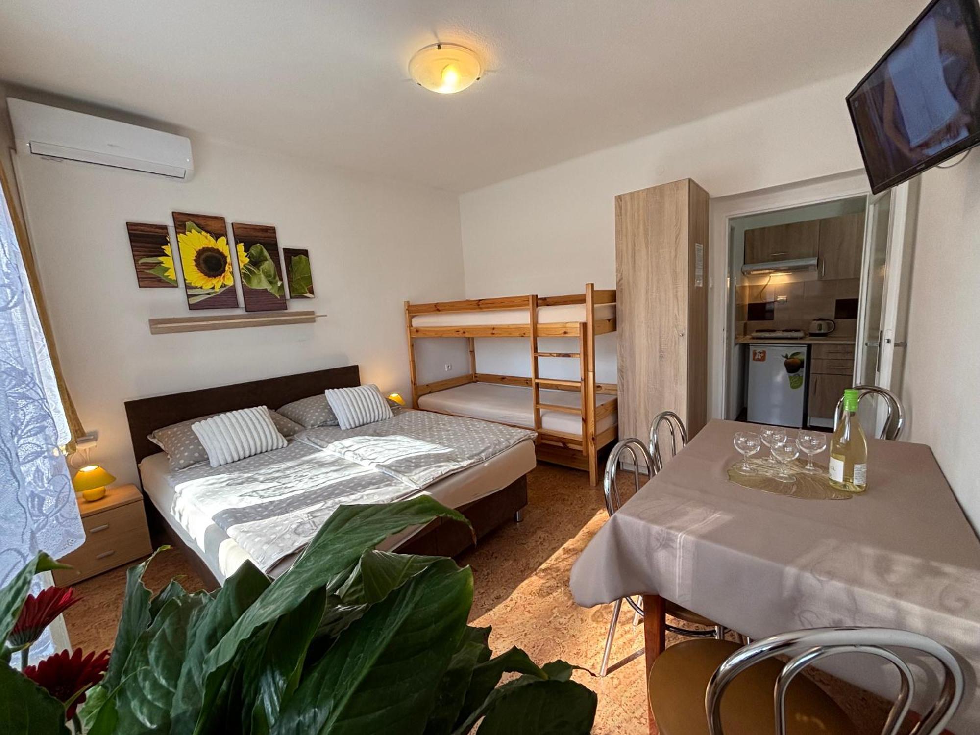 Apartmanovy Dom Grand Штурово Экстерьер фото