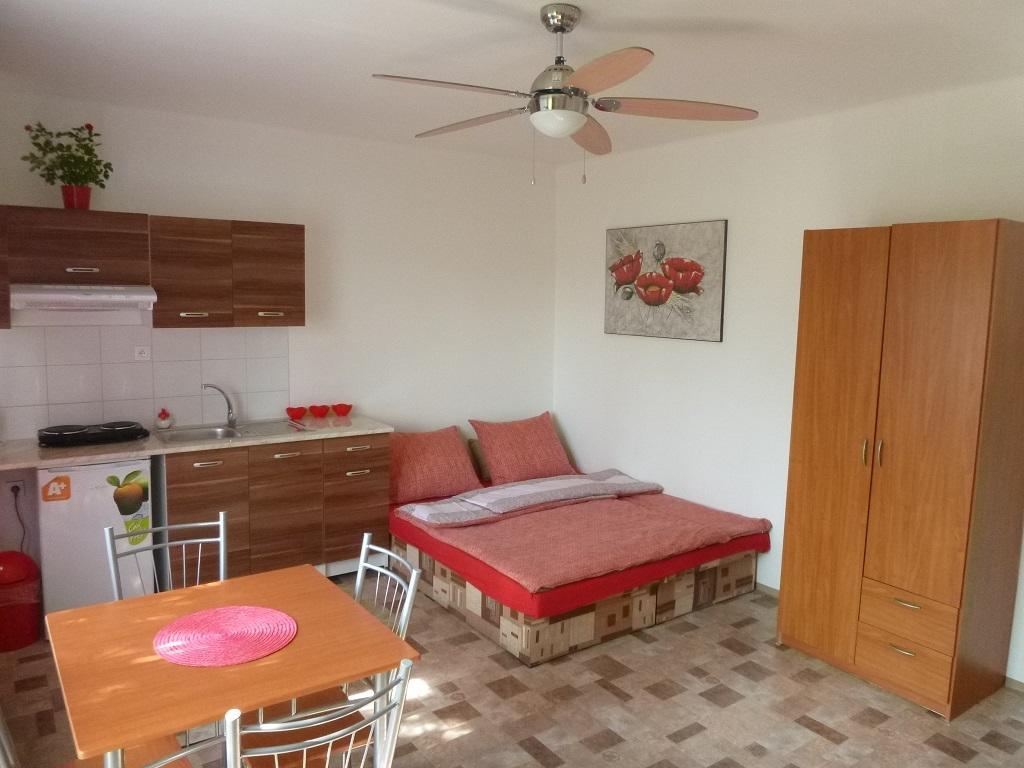 Apartmanovy Dom Grand Штурово Экстерьер фото